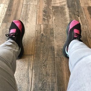 Meet your Posher, Oosha